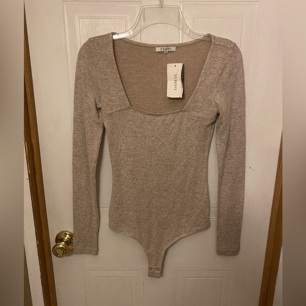Evereve Z Supply Neutral Taupe Long Sleeve Scoop Neck Bodysuit